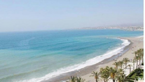 Отель Seaview romantic apartment  Альгарробо